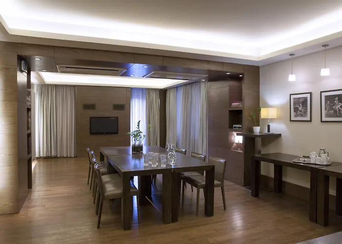 Zeus Lazart Hotel