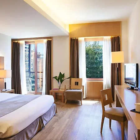 Lazart Hotel, Trademark Collection By Wyndham Hotel