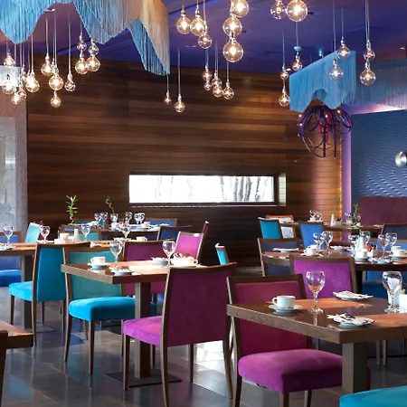 Ξενοδοχείο Zeus Lazart