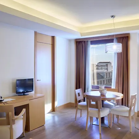 Hotel Zeus Lazart