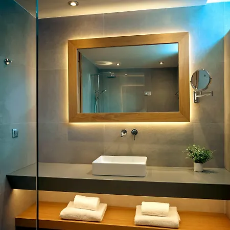 Hotel Zeus Lazart 5*