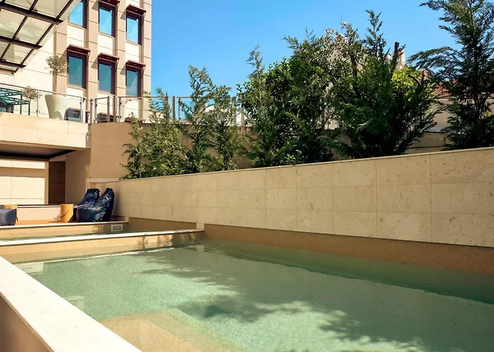 Zeus Lazart Θεσσαλονίκη