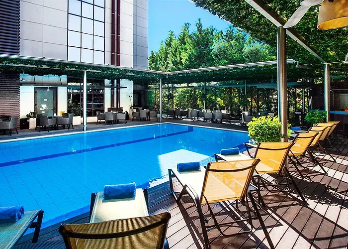 Zeus Lazart Θεσσαλονίκη