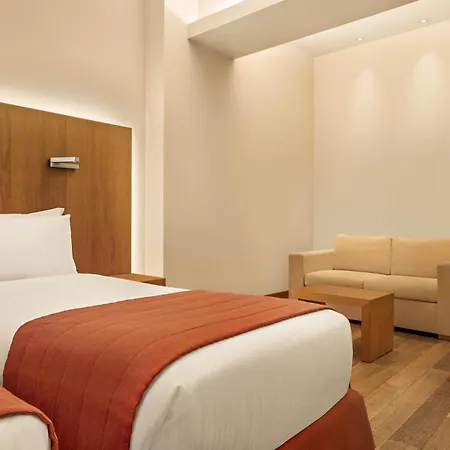Zeus Lazart