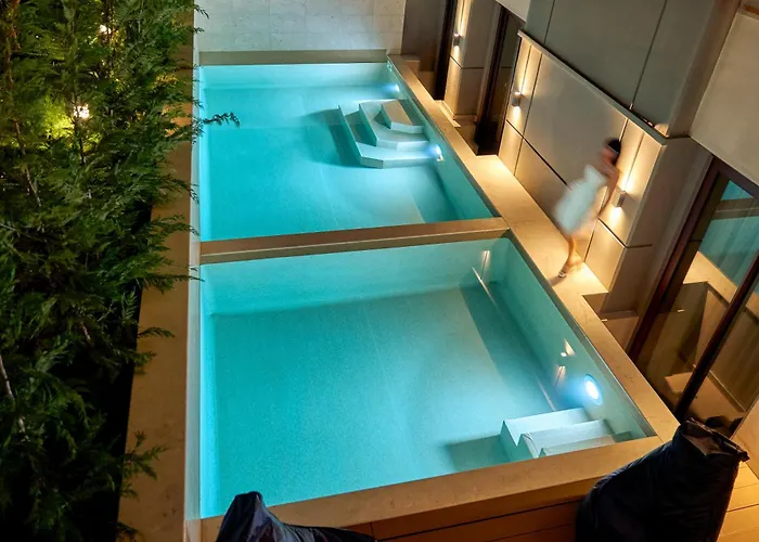 Zeus Lazart Otel 5*